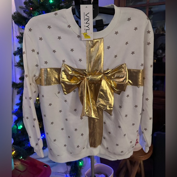 Vinyl Icons Sweaters - Vinyl Icons Gold Bow Star Sweatshirt.  Christmas, ugly?, gift